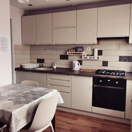 Lujzi Apartman Eger Bagian luar foto