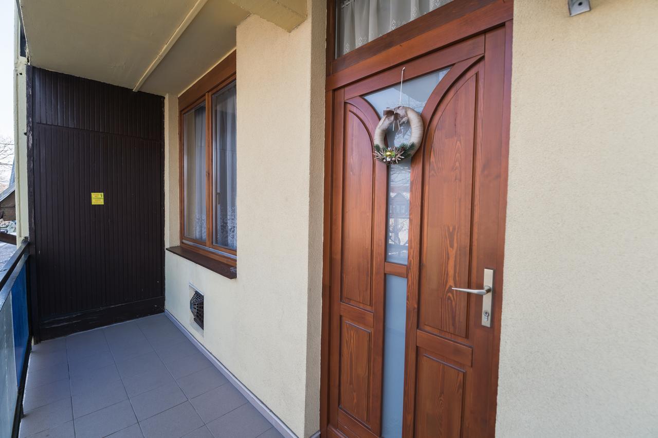 Lujzi Apartman Eger Bagian luar foto